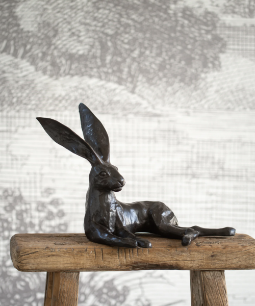 Large Relaxed Bronze/Gold Hare